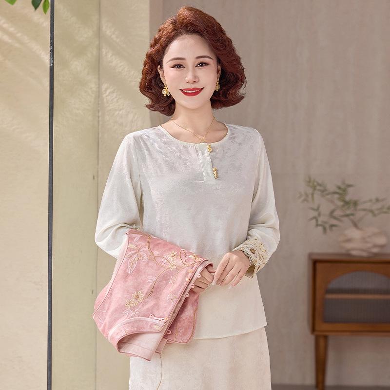 Spring Chinese National Style Retro Vest for Middle-Aged & Elderly: Stand Collar, Frog Button Design. 3XL (recommended for 60-65 kg)
Spring Chinese National Style Retro Vest for Middle-Aged & Elderly: Stand Collar, Frog Button Design. 3XL (recommended for 60-65 kg)