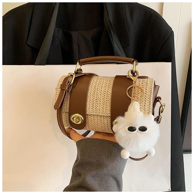 Design bag women s summer versatile 2025 new messenger woven straw bag portable seaside beach bag чорний
Design bag women s summer versatile 2025 new messenger woven straw bag portable seaside beach bag чорний