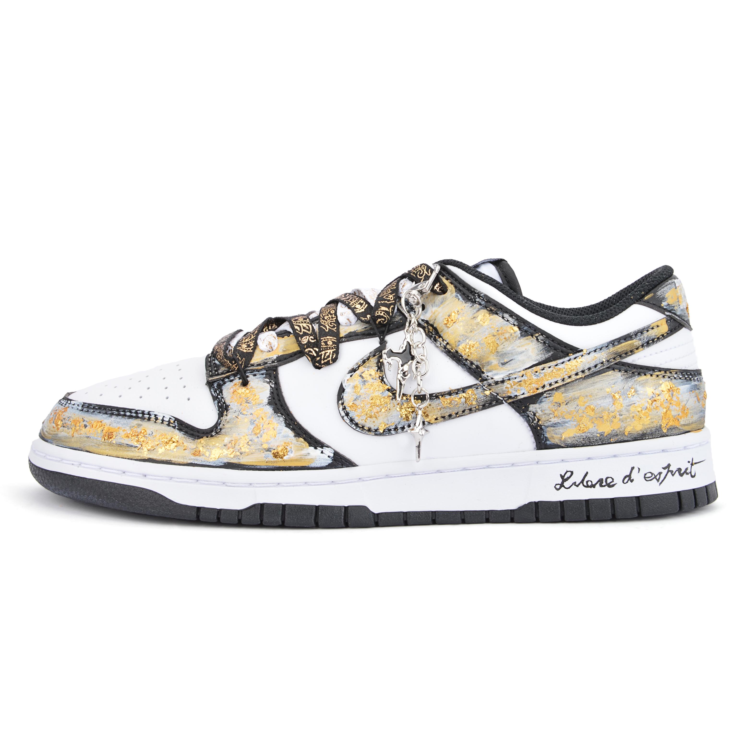 Nike Dunk Abrasion Resistant Abrasion Resistant Low top Skateboard Shoes Women s Black Gold CW1590-100(Team1517-G) 37.5
Nike Dunk Abrasion Resistant Abrasion Resistant Low top Skateboard Shoes Women s Black Gold CW1590-100(Team1517-G) 37.5