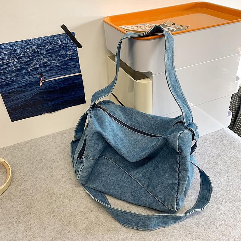 Casual Shoulder Bag Denim Unisex Crossbody Bags High Capacity Messenger Bag for Women and Men светло-синий
Casual Shoulder Bag Denim Unisex Crossbody Bags High Capacity Messenger Bag for Women and Men светло-синий