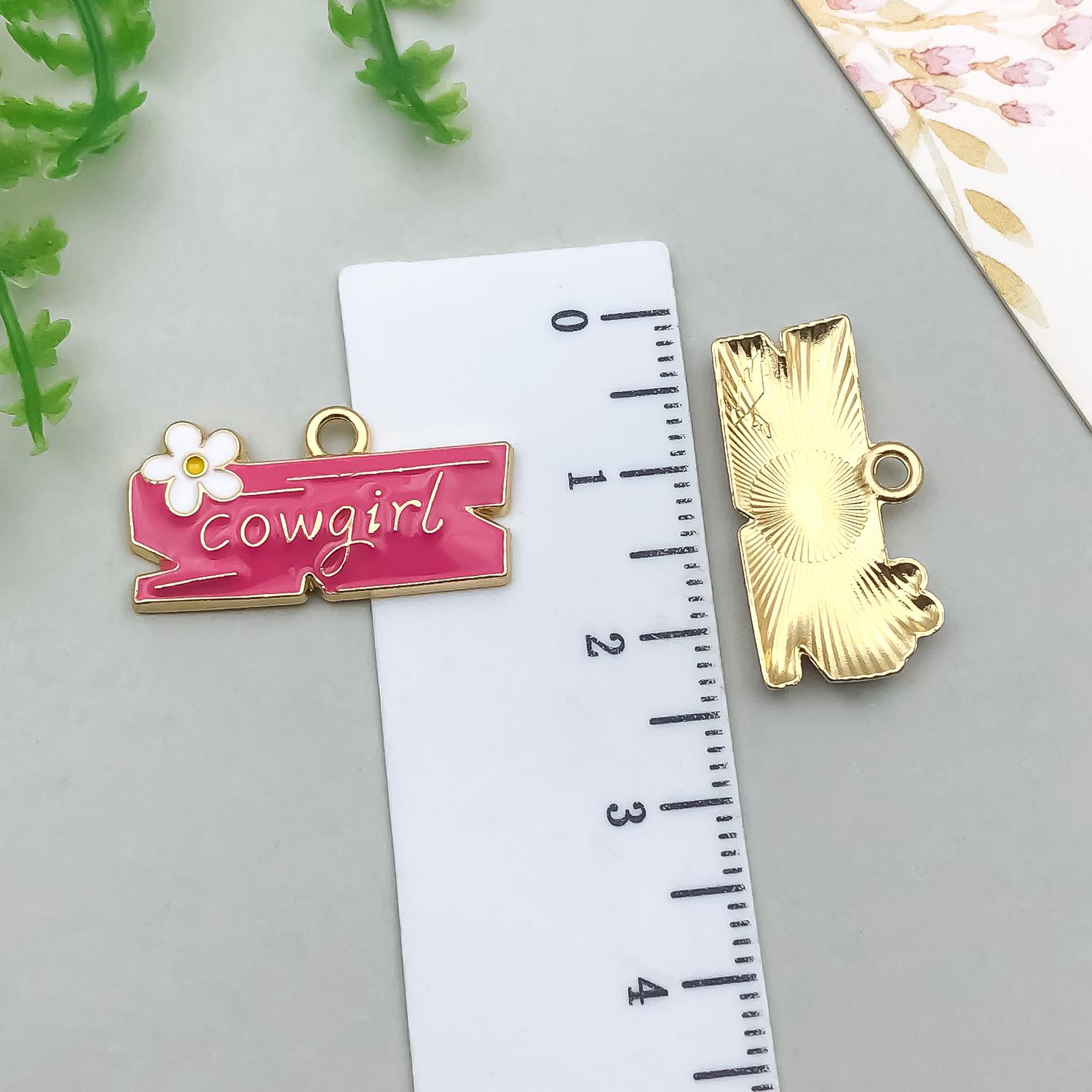 Western Cowboy Bull Head Pendant: Pistol & Boots Charm with Hat, Scarf, and Oil Drop Alloy DIY Jewelry Accessories for Bracelet & Necklace
Western Cowboy Bull Head Pendant: Pistol & Boots Charm with Hat, Scarf, and Oil Drop Alloy DIY Jewelry Accessories for Bracelet & Necklace