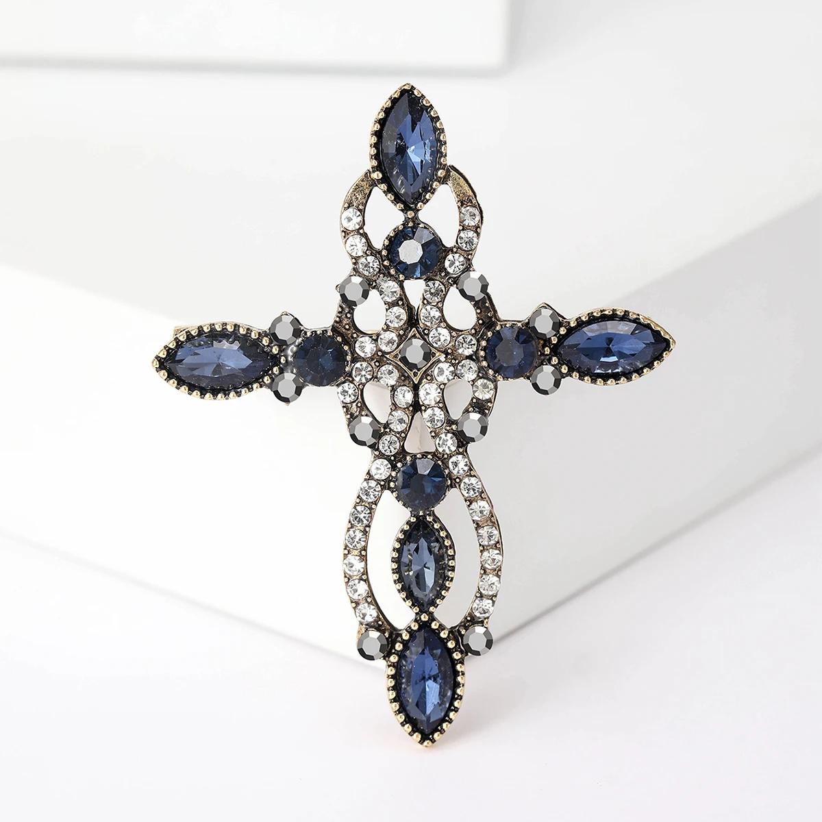 Light Luxury Cross Brooch for Women Unisex Flower Cross Pin Jesus Lapel Pin Event Funny Luxury Gifts New Year Friends Decoration
Light Luxury Cross Brooch for Women Unisex Flower Cross Pin Jesus Lapel Pin Event Funny Luxury Gifts New Year Friends Decoration