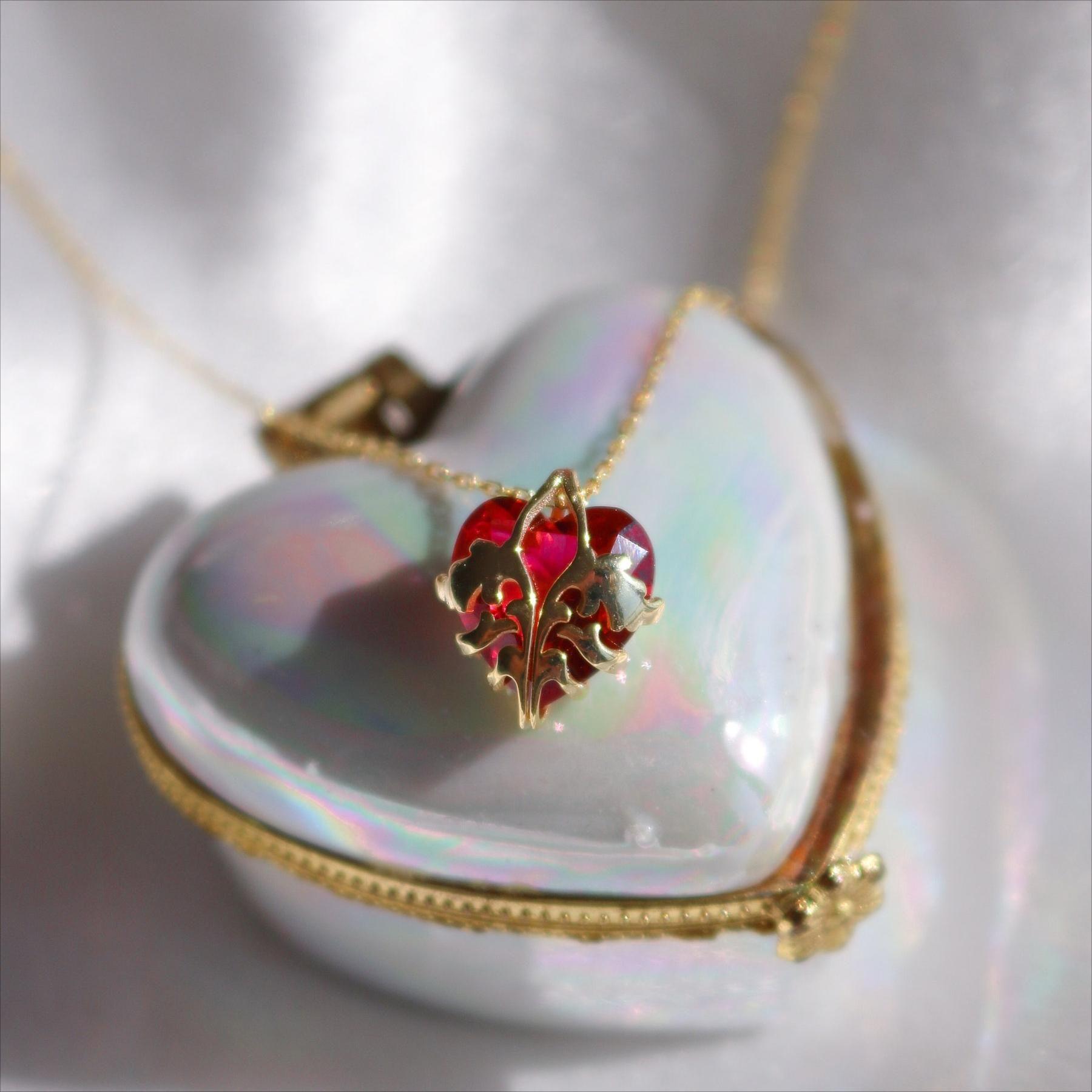 Bloom Heart Necklace, Jewelry For Woman Girl, Romantic Party Wedding Accessories, Red Peach Heart Pendant, Gold Plated,Choker 400mm
Bloom Heart Necklace, Jewelry For Woman Girl, Romantic Party Wedding Accessories, Red Peach Heart Pendant, Gold Plated,Choker 400mm