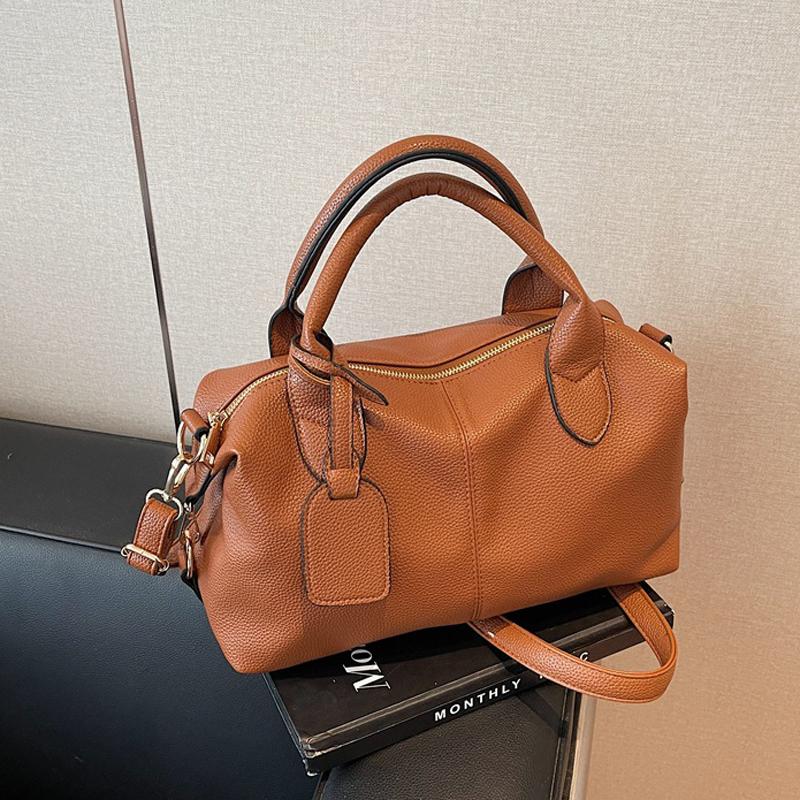 Luxury Women s Shoulder Bag Soft Leather PU Retro Solid Color Crossbody Bag Large Capacity Fashion Travel Commuter Bag 33cmX19cmX12cm
Luxury Women s Shoulder Bag Soft Leather PU Retro Solid Color Crossbody Bag Large Capacity Fashion Travel Commuter Bag 33cmX19cmX12cm