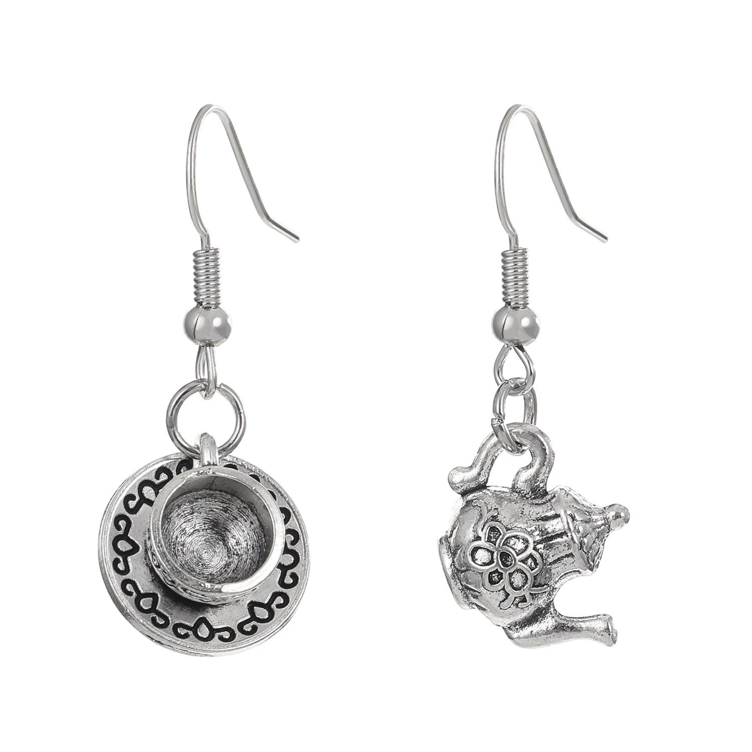 Fashion Ear Pendant Teeth Charms Cup Earrings For Birthday Gift Costume Teens WHITE
Fashion Ear Pendant Teeth Charms Cup Earrings For Birthday Gift Costume Teens WHITE