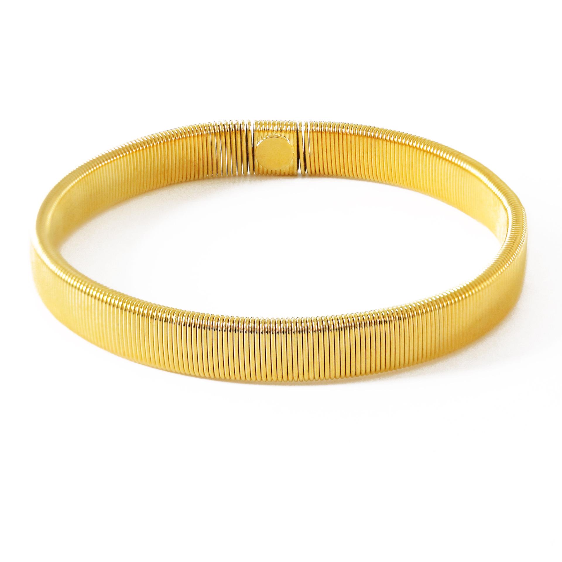 Men s Metal Spring Bracelet Arm Ring Elastic Sleeve Cuff Ring
Men s Metal Spring Bracelet Arm Ring Elastic Sleeve Cuff Ring