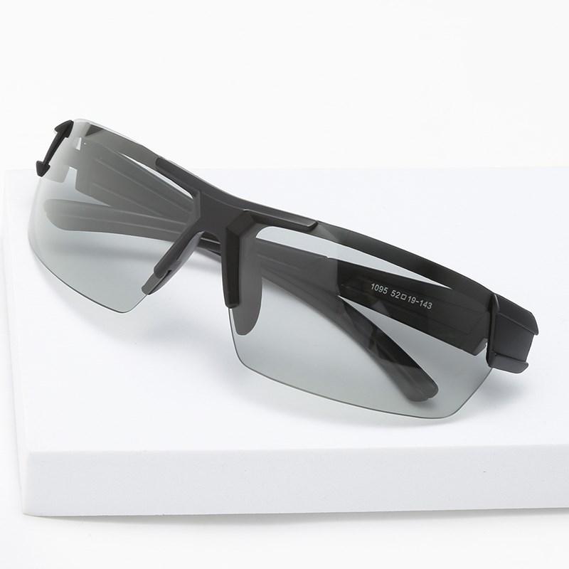 2024 Photochromic Polarization Sunglasses Men Polarized Glasses Male Change Color Sun Glasses For Men Sports Driving UV400
2024 Photochromic Polarization Sunglasses Men Polarized Glasses Male Change Color Sun Glasses For Men Sports Driving UV400