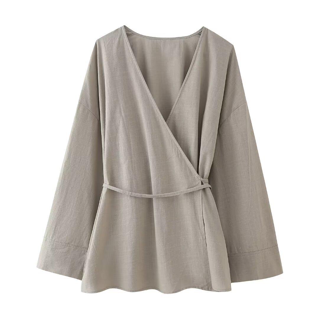 Летний женский двубортный комплект в стиле кимоно и прямые брюки 2024 года Large
Летний женский двубортный комплект в стиле кимоно и прямые брюки 2024 года Large