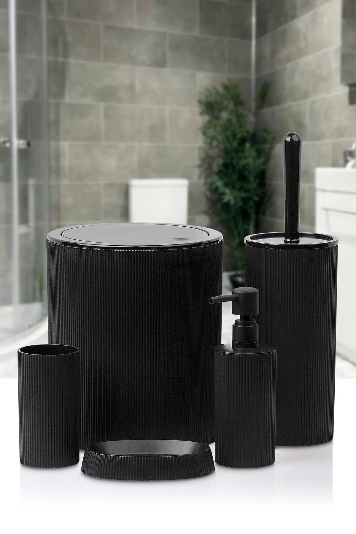 Siyah Çizgili Yuvarlak Banyo Seti
Siyah Çizgili Yuvarlak Banyo Seti