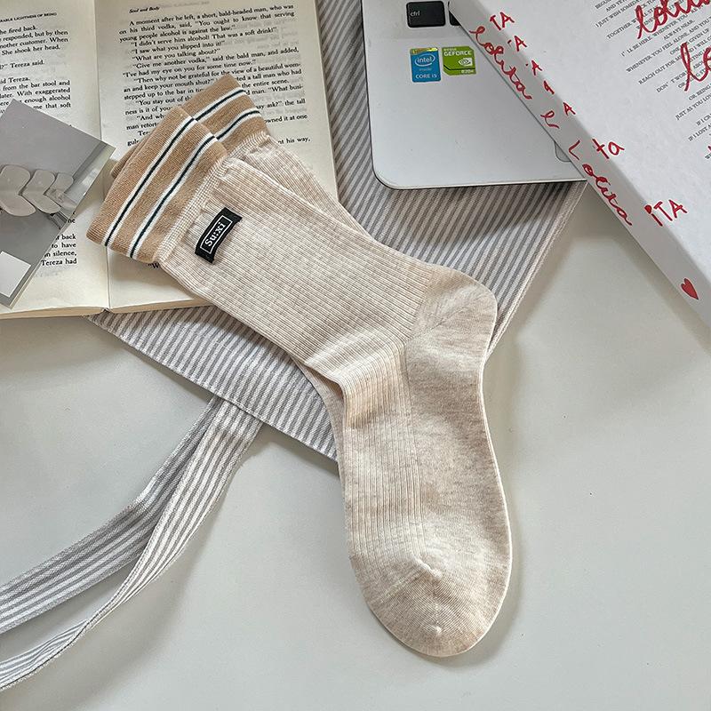 Женские летние тонкие носки-трубы с двойным воротником, спортивные, бесшовные, в полоску, коллаж, в стиле колледжа 1 pair кофейный
Женские летние тонкие носки-трубы с двойным воротником, спортивные, бесшовные, в полоску, коллаж, в стиле колледжа 1 pair кофейный