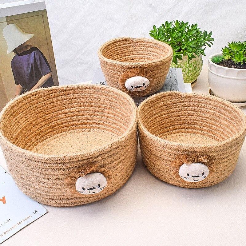 1pc 16x9CM Cartoon Animals Hand Woven Cotton Rope Storage Basket Kids Toys Desktop Organizer Sundries Storage Box
1pc 16x9CM Cartoon Animals Hand Woven Cotton Rope Storage Basket Kids Toys Desktop Organizer Sundries Storage Box