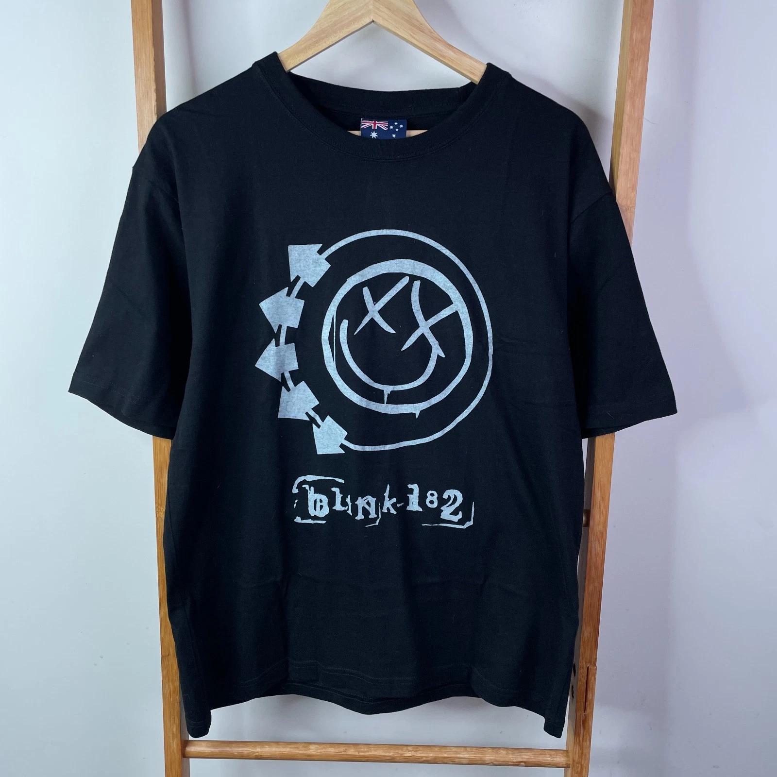Blink-182 Shirt Mens Large Black Pop Punk 2013 20th Anniversary Australia Tour 3XL
Blink-182 Shirt Mens Large Black Pop Punk 2013 20th Anniversary Australia Tour 3XL