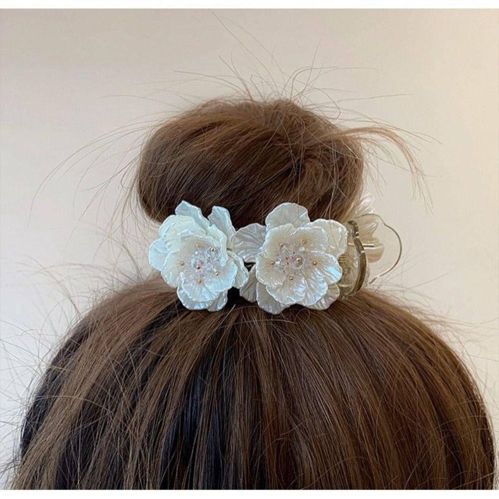 Wedding Floral Style Barrette Beautiful Hair Claws Sweet Flower Hairpin for Women Girls black clip
Wedding Floral Style Barrette Beautiful Hair Claws Sweet Flower Hairpin for Women Girls black clip