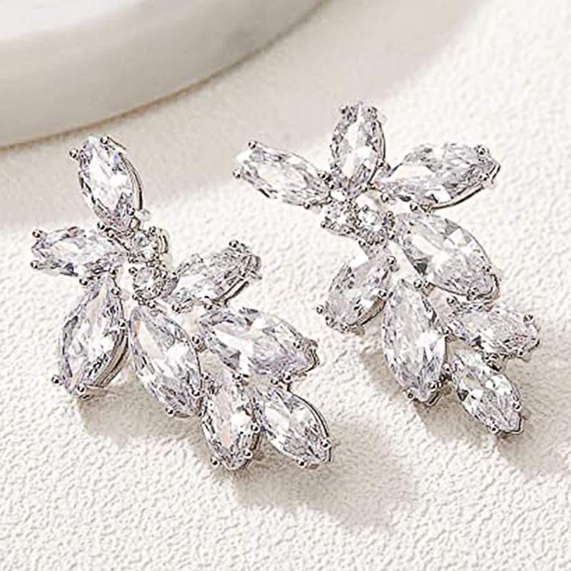 Huitan Fashion Design Bride Wedding Earrings Paved Romantic Marquise CZ Exquisite Women s Dangle Earrings Good Quality Zircon
Huitan Fashion Design Bride Wedding Earrings Paved Romantic Marquise CZ Exquisite Women s Dangle Earrings Good Quality Zircon
