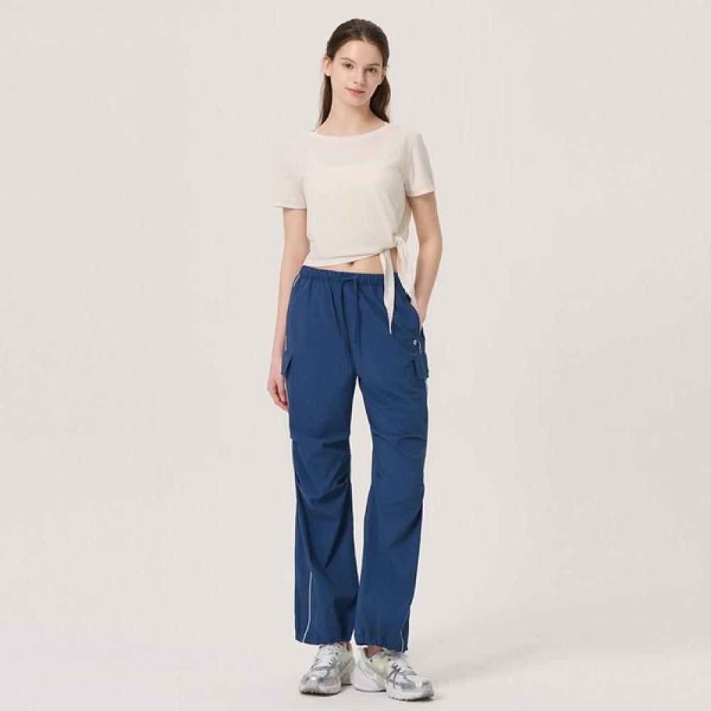 Huit Lightweight Color Block Parachute Pants Htwpn5j09t DBU/M
Huit Lightweight Color Block Parachute Pants Htwpn5j09t DBU/M