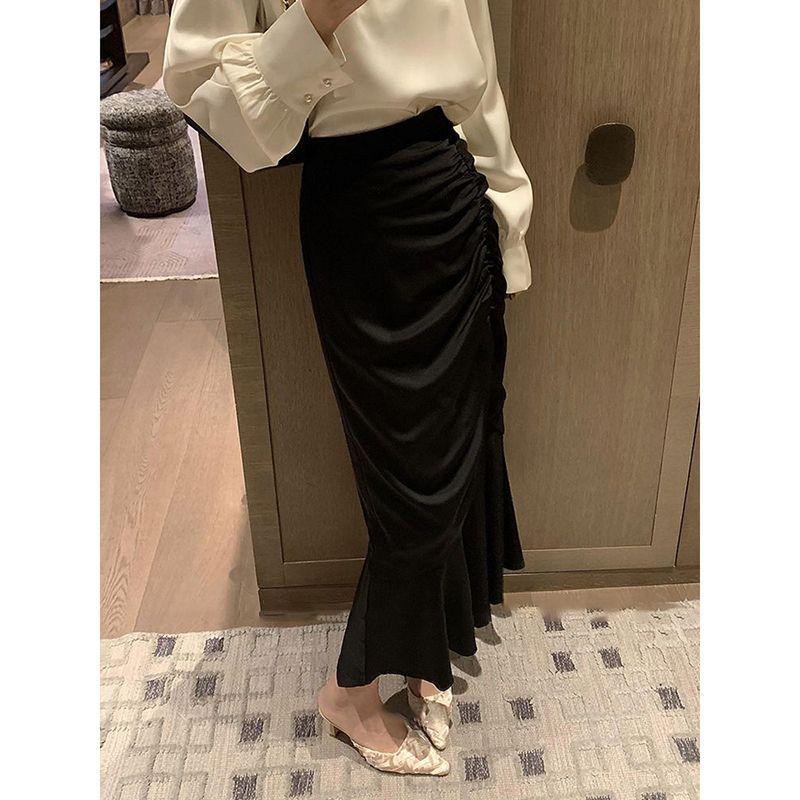 Elegant Slimming Satin Suit: Women s 2026 Spring/Autumn Loose Top & Hip-Hugging Fishtail Skirt Set S (Recommended 85-95 lbs)
Elegant Slimming Satin Suit: Women s 2026 Spring/Autumn Loose Top & Hip-Hugging Fishtail Skirt Set S (Recommended 85-95 lbs)