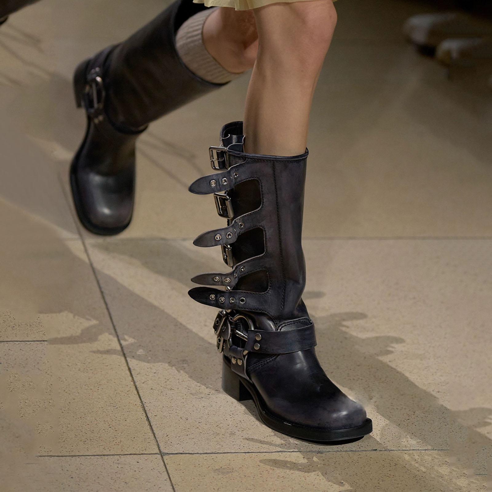 Fashion Women s Boots 2026 Genuine Leather Platform Rivet Motorcycle Boots Round Toe Belt Buckle Block Shoes for Women Zapatos 36
Fashion Women s Boots 2026 Genuine Leather Platform Rivet Motorcycle Boots Round Toe Belt Buckle Block Shoes for Women Zapatos 36