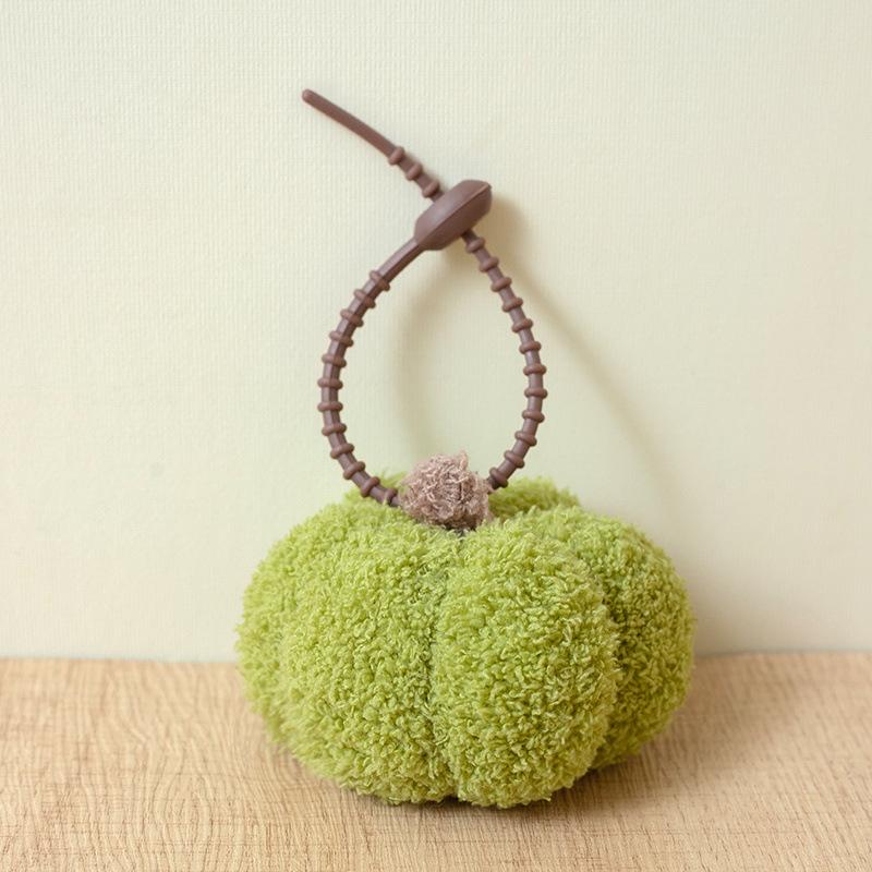 Creative Pumpkin Pendant Plush Toy Doll Pumpkin Doll Girls Bag Keychain Pendant Ragdoll Doll 10Cm pendant (0.02kg) зелёный
Creative Pumpkin Pendant Plush Toy Doll Pumpkin Doll Girls Bag Keychain Pendant Ragdoll Doll 10Cm pendant (0.02kg) зелёный