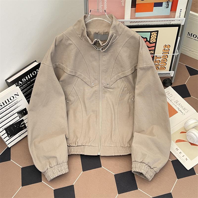 Jacket men s spring and autumn new American retro loose stand-up collar ruffian handsome youth casual solid color jacket for men 2XL
Jacket men s spring and autumn new American retro loose stand-up collar ruffian handsome youth casual solid color jacket for men 2XL