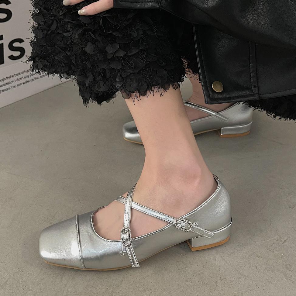 Туфли Мэри Джейн для женщин, 2024 г., женские туфли на одинарном каблуке в стиле ретро, мягкие и удобные красные балетки Zapatos De Mujer
Туфли Мэри Джейн для женщин, 2024 г., женские туфли на одинарном каблуке в стиле ретро, мягкие и удобные красные балетки Zapatos De Mujer