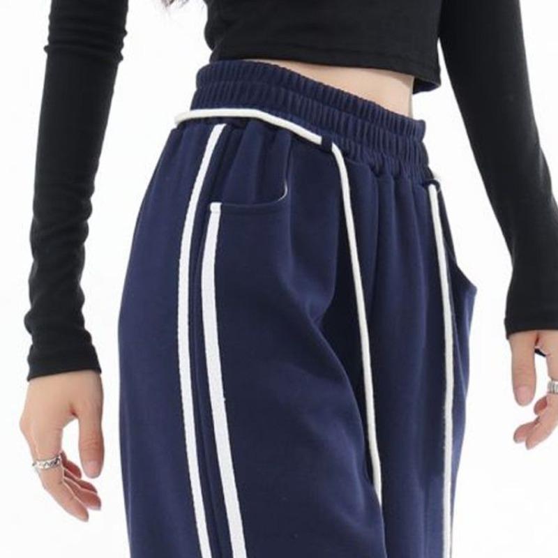 Американские широкие спортивные брюки для женщин, эластичный пояс, утягивающие повседневные спортивные брюки, свободные прямые брюки на весну и осень S чёрный 
Американские широкие спортивные брюки для женщин, эластичный пояс, утягивающие повседневные спортивные брюки, свободные прямые брюки на весну и осень S чёрный
