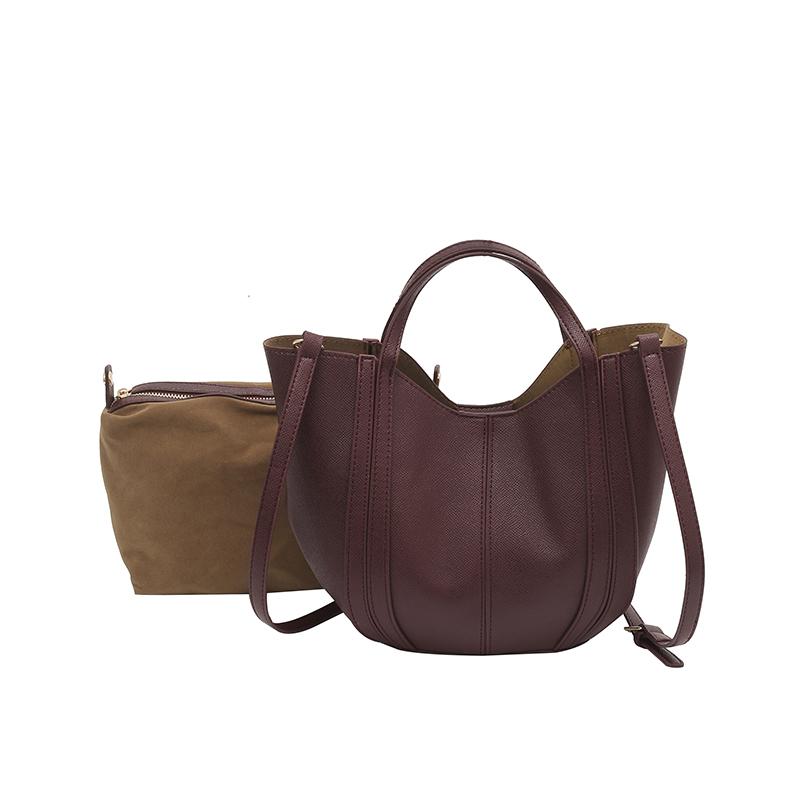 2026 New Bucket Bag Women s Crossbody Tote Handbag Stitching Decoration Casual Versatile Shoulder Bag Basket Style PU Daily Use
2026 New Bucket Bag Women s Crossbody Tote Handbag Stitching Decoration Casual Versatile Shoulder Bag Basket Style PU Daily Use