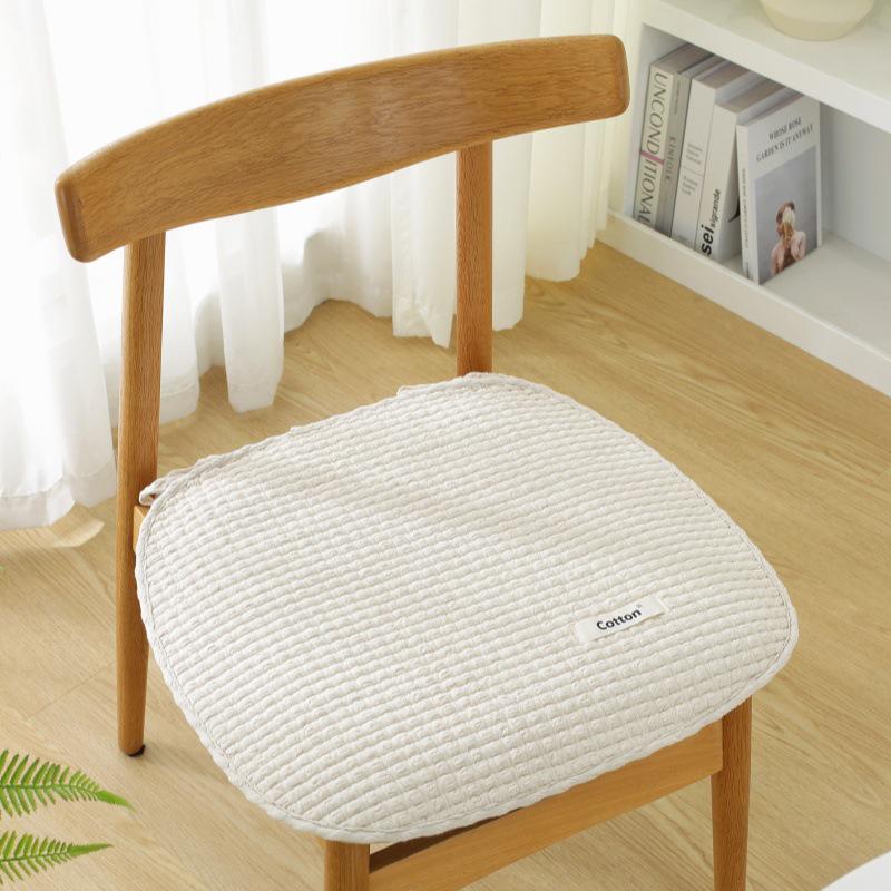 Дихаюча Бавовняна Подушка для Стільця на Всі Сезони - Нековзка Обідня Подушка для Комфорту вершковий/білий
Дихаюча Бавовняна Подушка для Стільця на Всі Сезони - Нековзка Обідня Подушка для Комфорту вершковий/білий