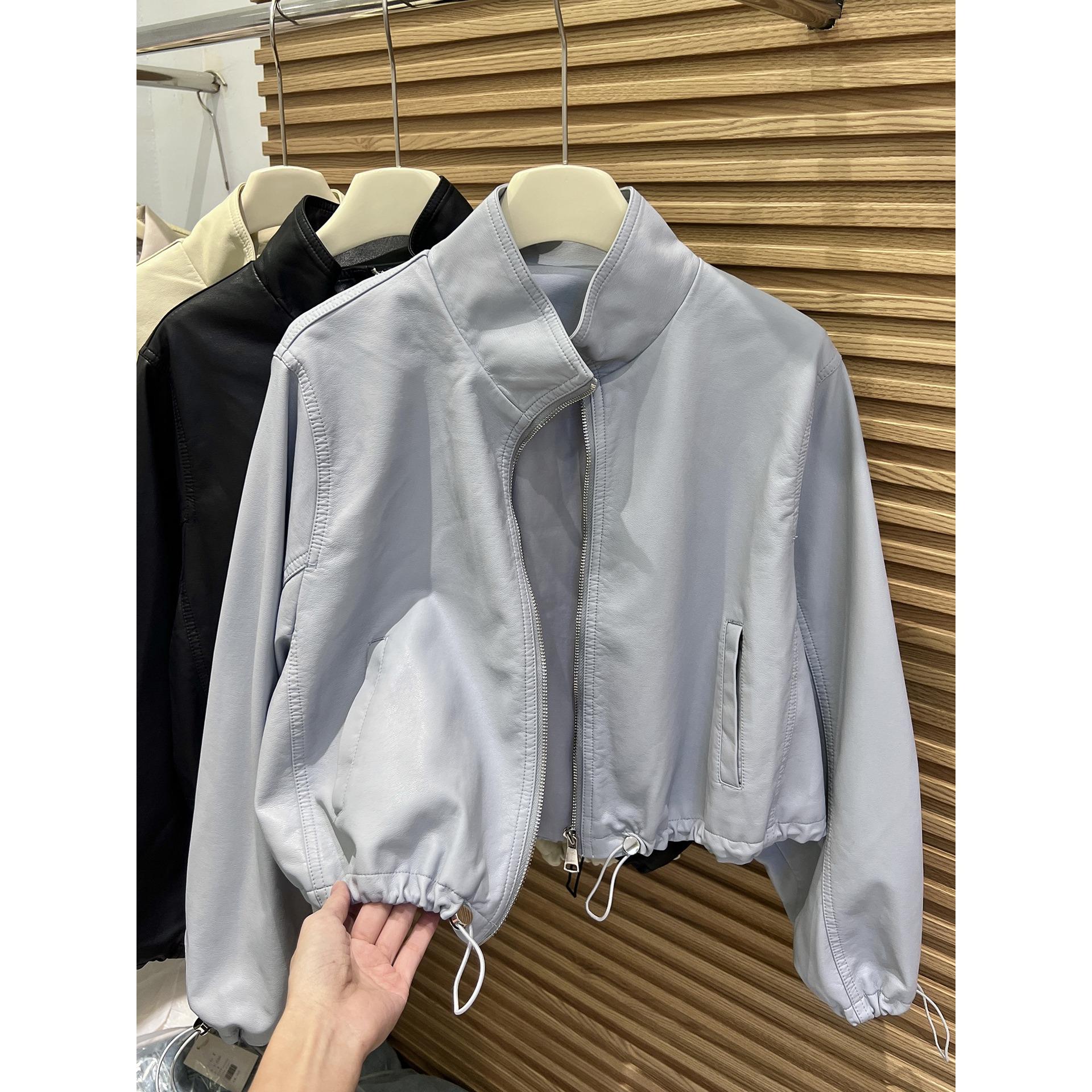 Women s High-End Leather Jacket: Lantern Sleeve, Solid Color, Stand Collar, Drawstring Hem, Versatile 2025 Early Spring Coat XL 65-72 kg
Women s High-End Leather Jacket: Lantern Sleeve, Solid Color, Stand Collar, Drawstring Hem, Versatile 2025 Early Spring Coat XL 65-72 kg