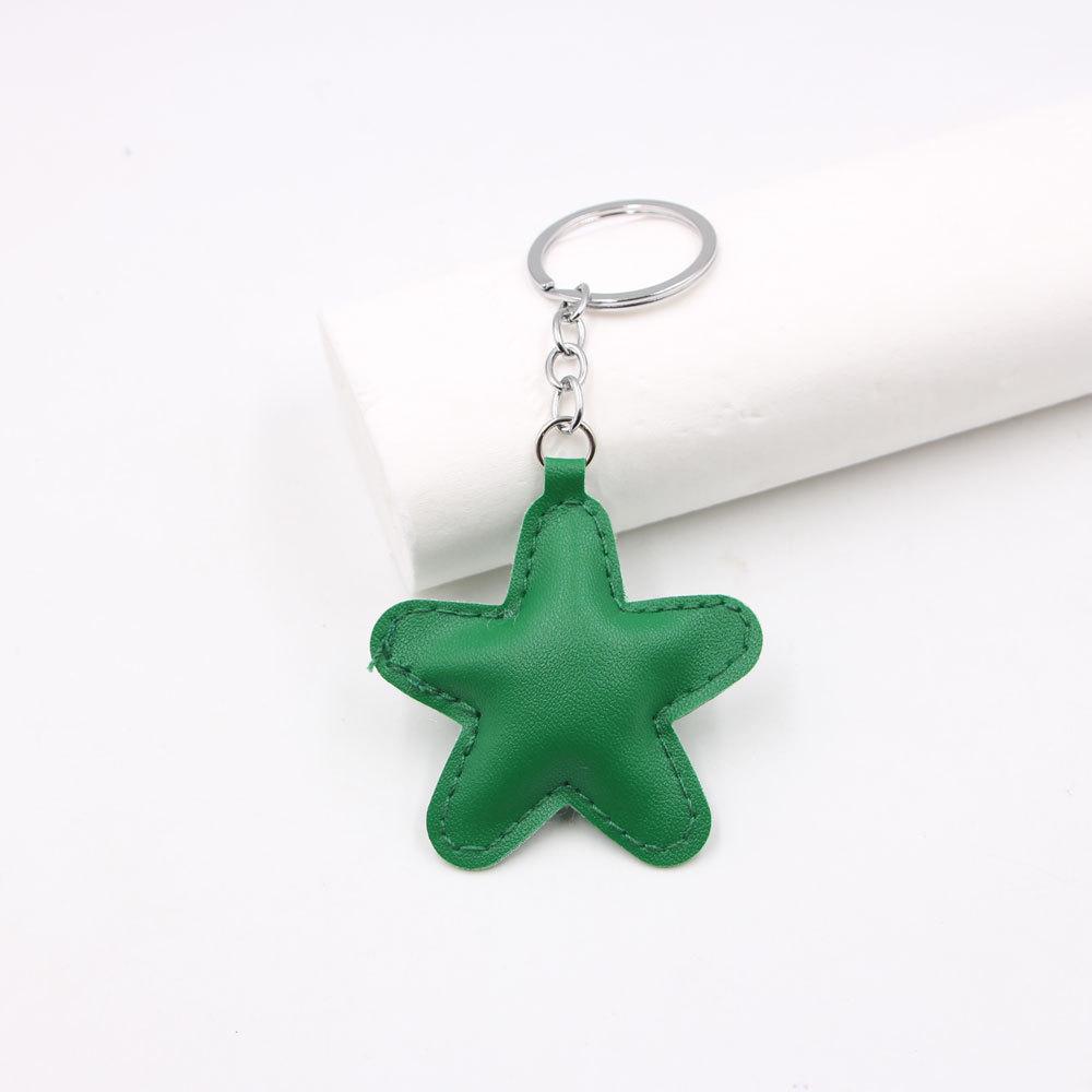 «Кожаный брелок в форме звезды серии M — подвеска своими руками и аксессуар для платья» зелёный
«Кожаный брелок в форме звезды серии M — подвеска своими руками и аксессуар для платья» зелёный