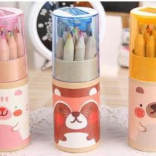 12Pcs/lot Kraft Paper Cartridges Multi Color Pencils 12 Colors Pencils with Sharpener Cover Drawing Pencil for Art Tools
12Pcs/lot Kraft Paper Cartridges Multi Color Pencils 12 Colors Pencils with Sharpener Cover Drawing Pencil for Art Tools