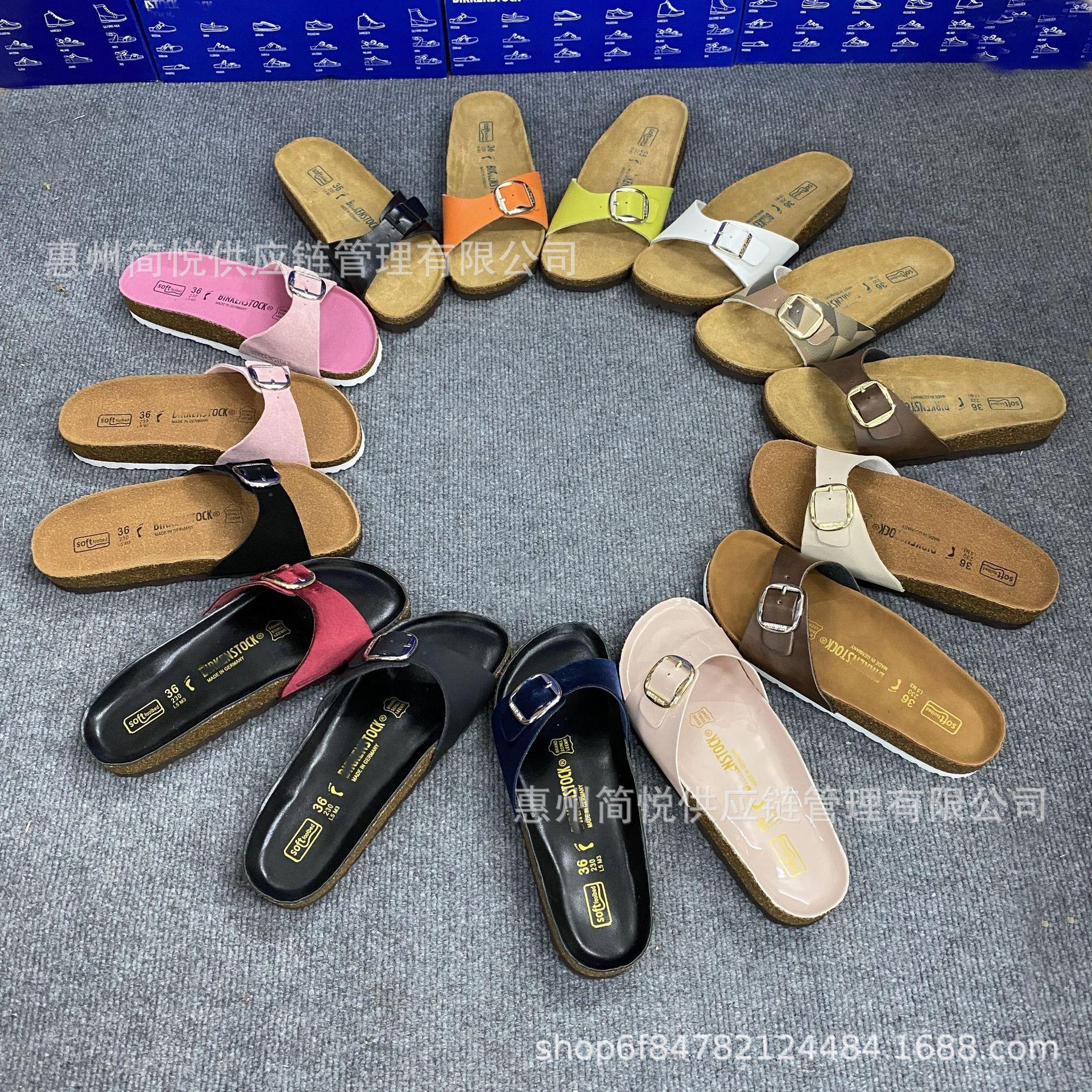 Platform-soled Birkenstocks, bus buckle one-word Birkenstocks slippers 2024 men and women wear the same beach, genuine leather Birkenstocks 35
Platform-soled Birkenstocks, bus buckle one-word Birkenstocks slippers 2024 men and women wear the same beach, genuine leather Birkenstocks 35