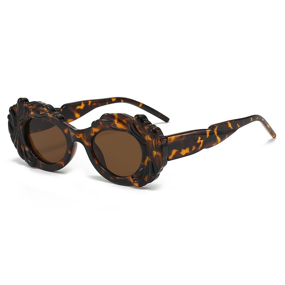 Ins Popular Fashion Square Double Color Punk Men Sunglasses Classic Vintage Brand Designer Style Blue Orange Glasses for Women Sunglasses UV400 as picture
Ins Popular Fashion Square Double Color Punk Men Sunglasses Classic Vintage Brand Designer Style Blue Orange Glasses for Women Sunglasses UV400 as picture