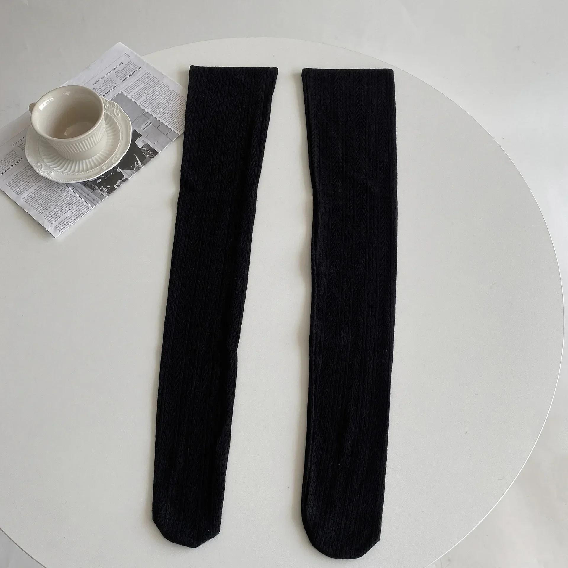 Осенне-зимние хлопковые женские чулки до бедра в японском стиле, однотонные чулки, гольфы, длинные носки, высокие носки
Осенне-зимние хлопковые женские чулки до бедра в японском стиле, однотонные чулки, гольфы, длинные носки, высокие носки