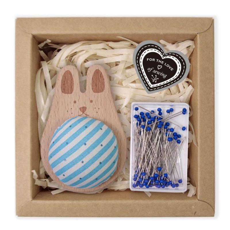 Wood Pin Cushion with 100Pcs Sewing Pin for Dressmaking Needlework Sewing 38mm Quilting Positioning Pin with Pin Holder
Wood Pin Cushion with 100Pcs Sewing Pin for Dressmaking Needlework Sewing 38mm Quilting Positioning Pin with Pin Holder