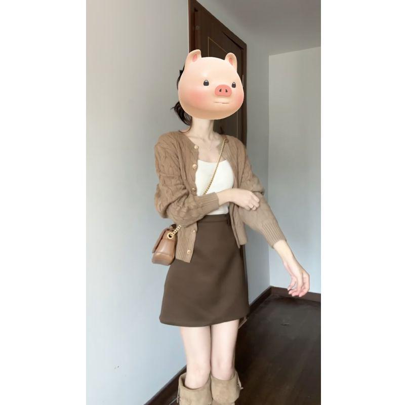 Korean Style Autumn Sweater and Skirt Two-Piece Set for Women S (Recommended 85-95 jin)
Korean Style Autumn Sweater and Skirt Two-Piece Set for Women S (Recommended 85-95 jin)