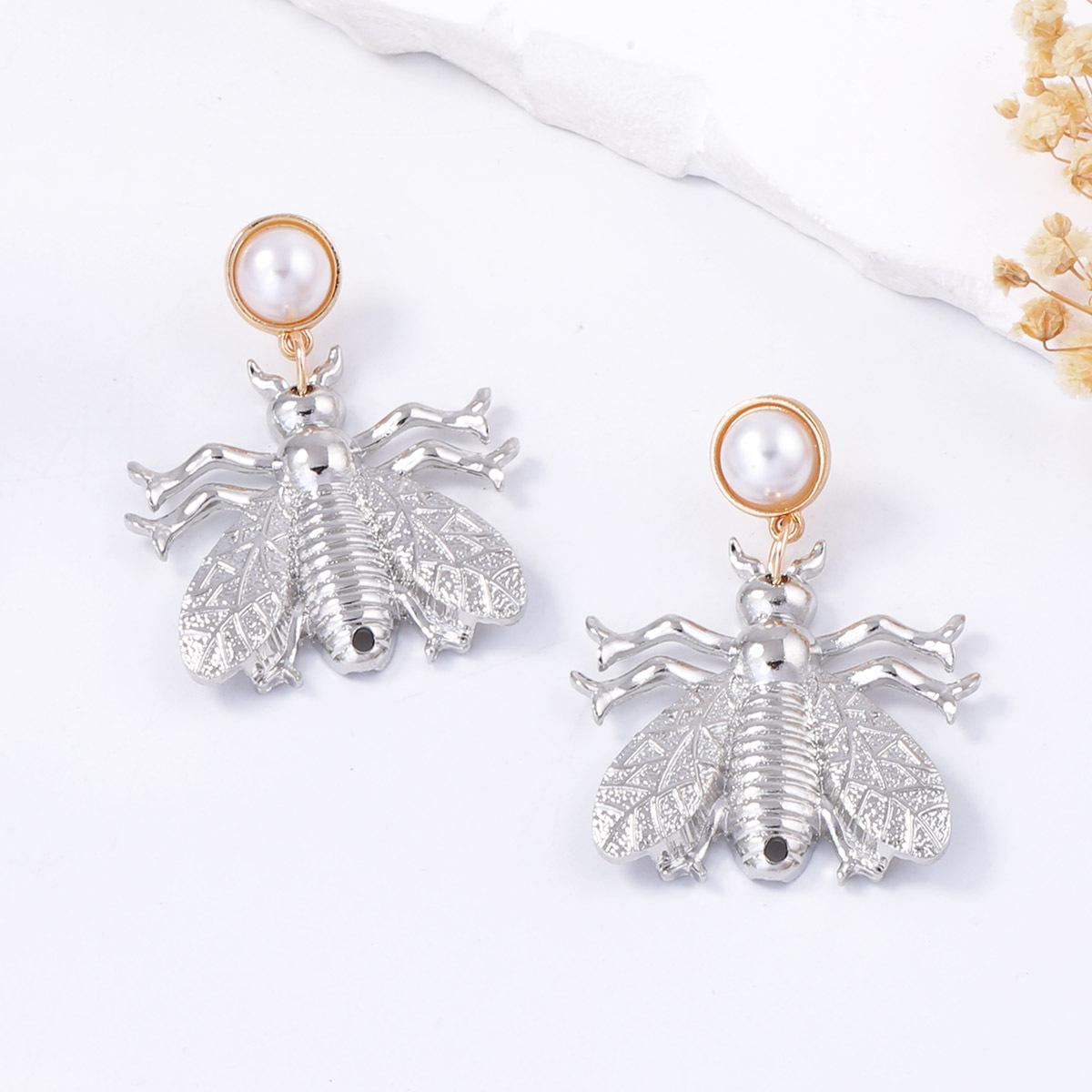 Digadagu Metal Insect Dangle Earrings New Women s Classic Vintage Insect Earrings Daily Zircon Accessories медный
Digadagu Metal Insect Dangle Earrings New Women s Classic Vintage Insect Earrings Daily Zircon Accessories медный