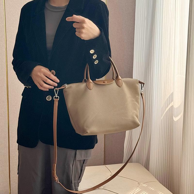 Женская кожаная сумка-сумка 2025 года, новая большая вместительная модная сумка-мессенджер из коровьей кожи, универсальная сумка для поездок на работу