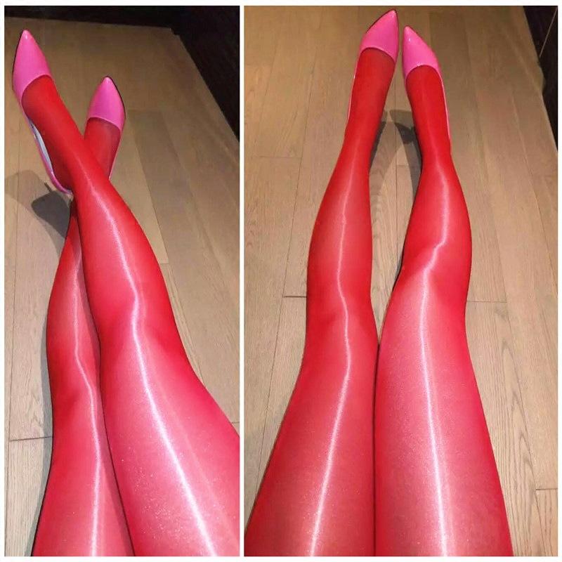 Shiny New Nine-Point Tight Silky Pantyhose Summer Thin Glossy Tights Autumn Shiny Men and Women Magic Pants Y19497YY-close crotch
Shiny New Nine-Point Tight Silky Pantyhose Summer Thin Glossy Tights Autumn Shiny Men and Women Magic Pants Y19497YY-close crotch