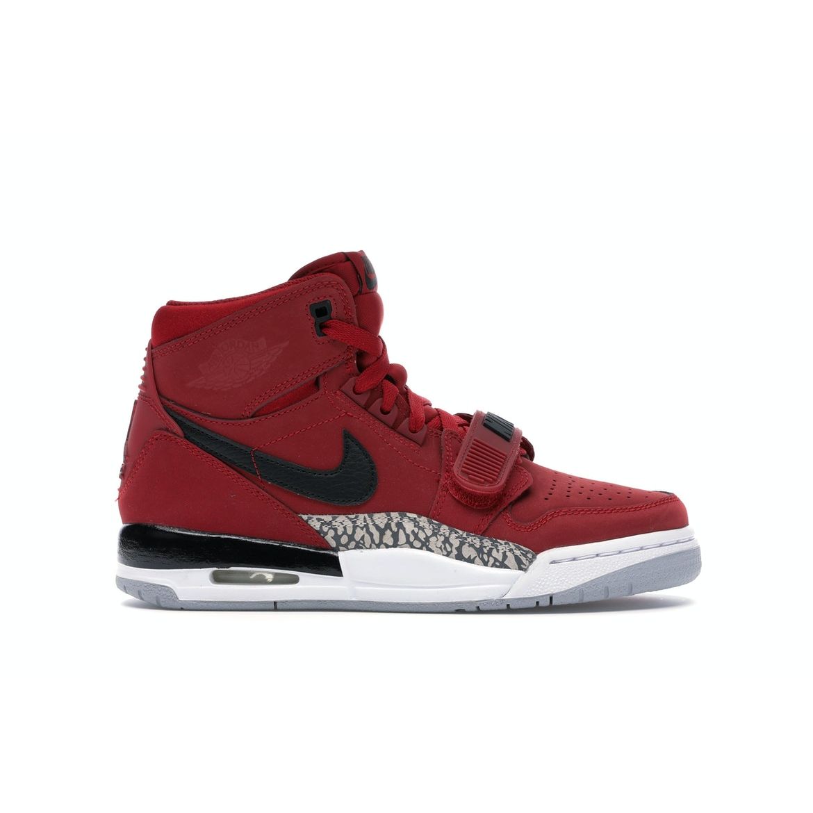 Детские кроссовки Air Jordan Jordan Legacy 312 GS Toro Red Varsity-Red Black-White AT4040-601
Детские кроссовки Air Jordan Jordan Legacy 312 GS Toro Red Varsity-Red Black-White AT4040-601