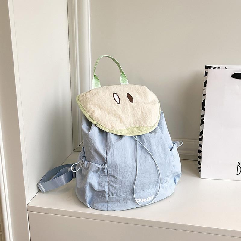 Nylon Casual Backpack For Students With Magnetic Closure And Phone Pocket синій
Nylon Casual Backpack For Students With Magnetic Closure And Phone Pocket синій