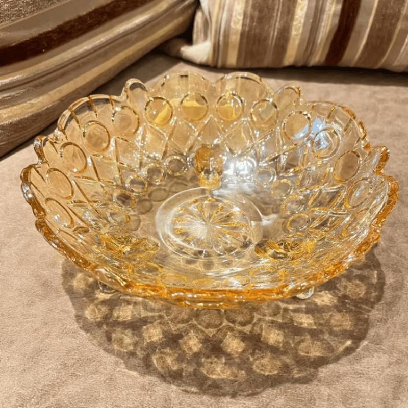 Meijia Amber Tripod Fruit Bowl
Meijia Amber Tripod Fruit Bowl