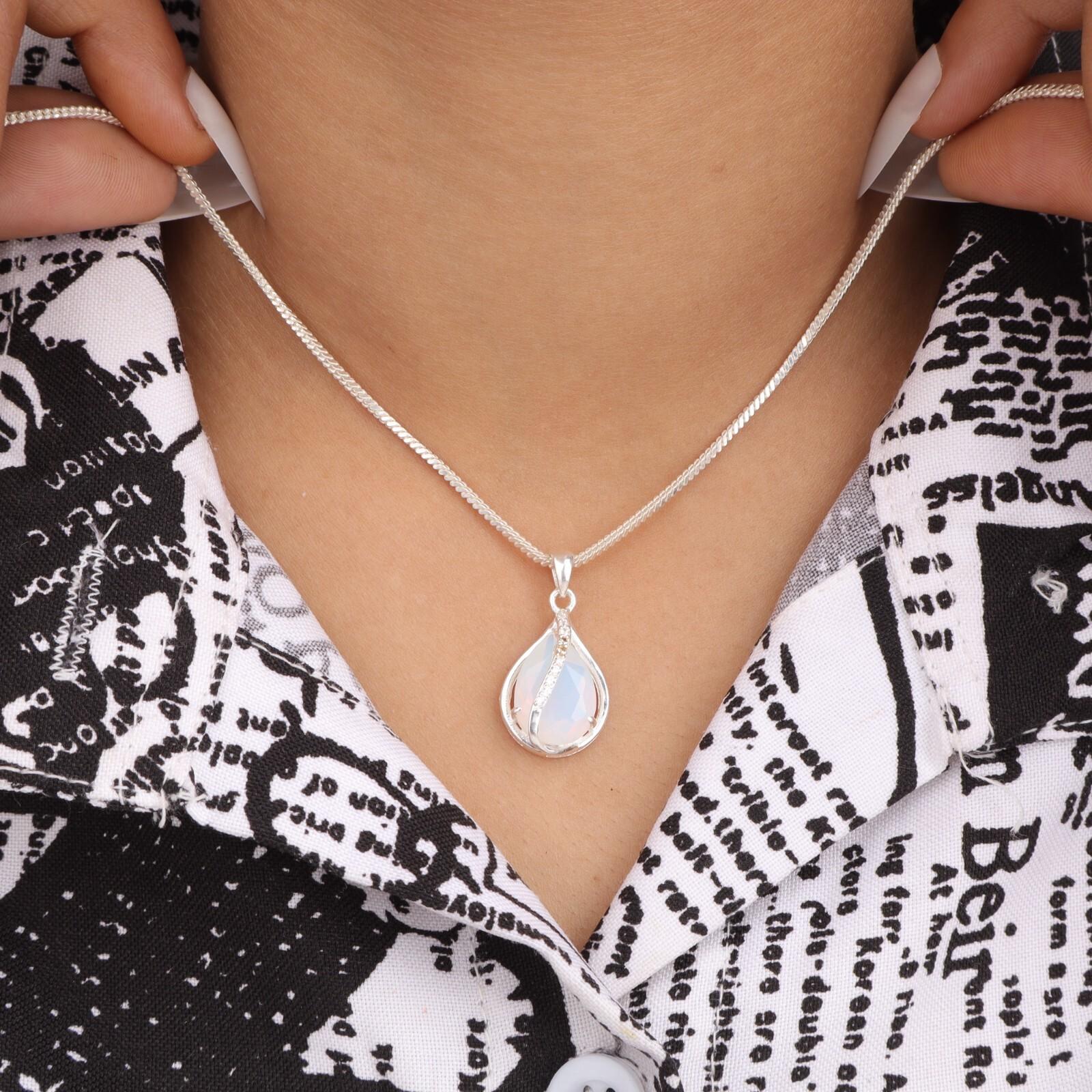 Milky Opal Gemstone 925 Fine Silver Jewelry Zircon Pendant For Valentine s Gift CZP-7-6
Milky Opal Gemstone 925 Fine Silver Jewelry Zircon Pendant For Valentine s Gift CZP-7-6