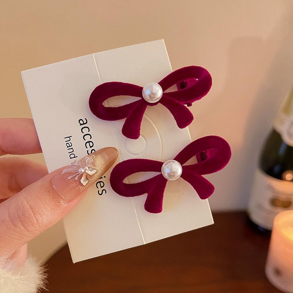 2Pcs/set Bow Hairpin Velvet Hairgrip Cute Barrettes Women Pearl Bow
2Pcs/set Bow Hairpin Velvet Hairgrip Cute Barrettes Women Pearl Bow