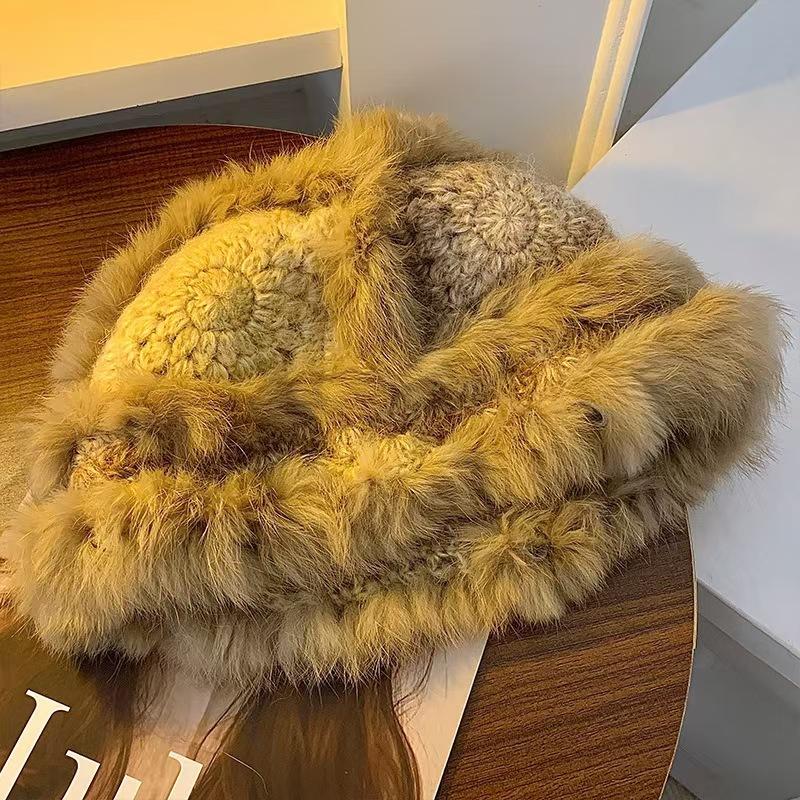 Рыбацкая шляпа Женская осенне-зимняя вязаная шерстяная шапка Теплая пушистая шапка Маленькая плюшевая шапка Подчеркивающая лицо Шапка Лэй Фэна Плюс бархат One Size