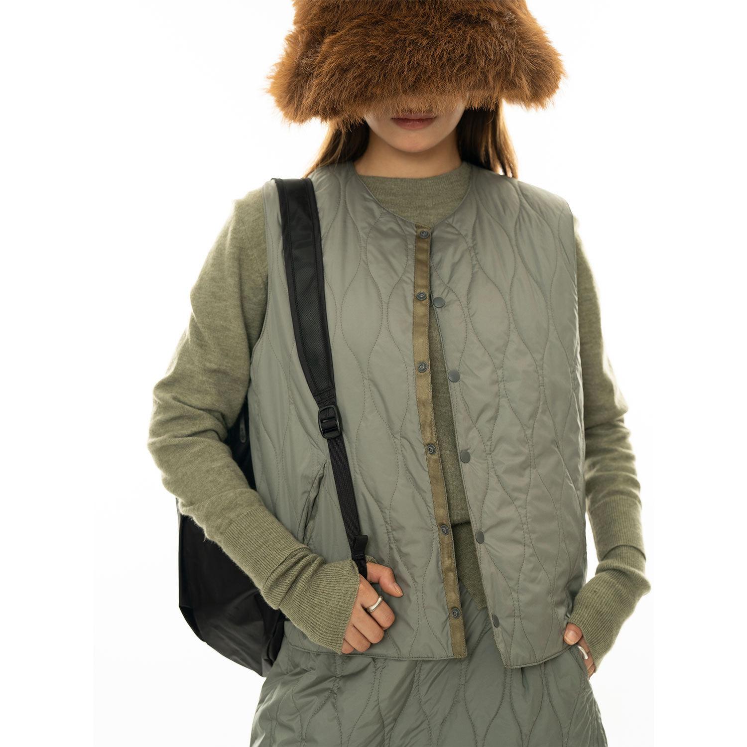 Johnature Autumn Winter Japanese Retro Padded Simple Thin Warm Casual Inner Women Sleeveless All Match Coats S зелений
Johnature Autumn Winter Japanese Retro Padded Simple Thin Warm Casual Inner Women Sleeveless All Match Coats S зелений