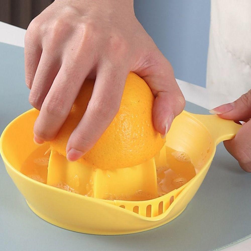 Hand Pressed Lemon Squeezer Yellow Lemon Presser Portable Manual Lemon Juicer Summer Lemon Juicer
Hand Pressed Lemon Squeezer Yellow Lemon Presser Portable Manual Lemon Juicer Summer Lemon Juicer