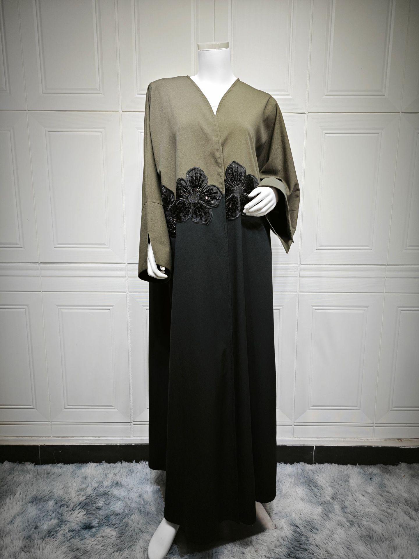 MQ210 Elegant 3D Applique Crinkle Abaya Cardigan for Modest Fashion One Size оливковий
MQ210 Elegant 3D Applique Crinkle Abaya Cardigan for Modest Fashion One Size оливковий