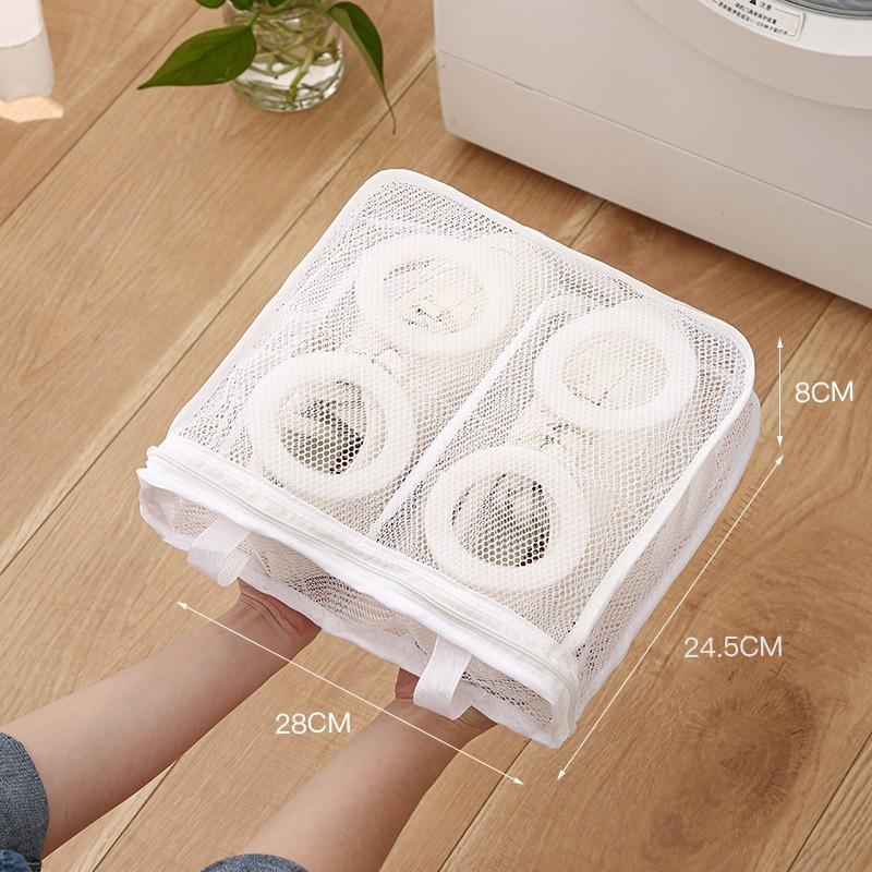 1pc Reusable Mesh 1pc Portable Shoe Washing Bag - Travel Storage Zipper Bag - Keep Shoes and Underwear Clean and Fresh
1pc Reusable Mesh 1pc Portable Shoe Washing Bag - Travel Storage Zipper Bag - Keep Shoes and Underwear Clean and Fresh