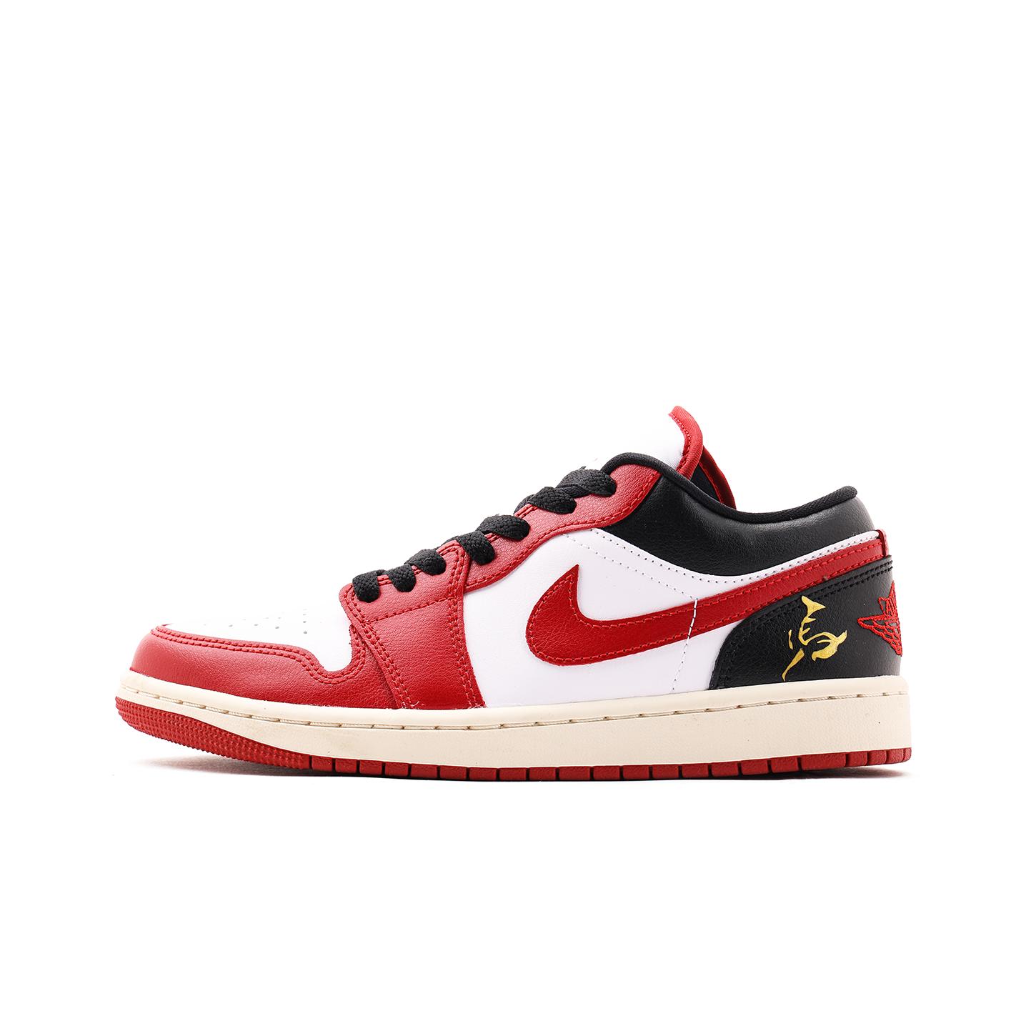 Jordan Air Jordan 1 Cushioning, Wear Resistant Low top Vintage Basketball Shoes Unisex Black Red DC0774-160(Team59-) 39
Jordan Air Jordan 1 Cushioning, Wear Resistant Low top Vintage Basketball Shoes Unisex Black Red DC0774-160(Team59-) 39