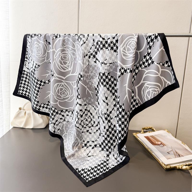 Luxury Brand Spring Rose Flower Print Twill Silk Scarf for Women Square Scarves Shawl Hijab Bandana Foulard Neckerchief Headband 90x90 cm
Luxury Brand Spring Rose Flower Print Twill Silk Scarf for Women Square Scarves Shawl Hijab Bandana Foulard Neckerchief Headband 90x90 cm